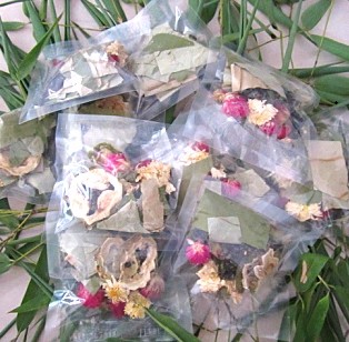 玫瑰菊花荷叶组合花茶