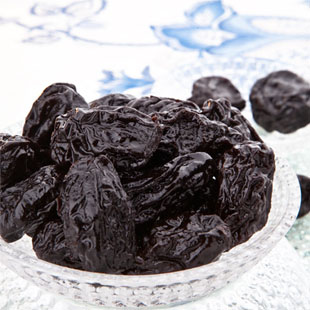 罐装蜜饯果脯话梅果干